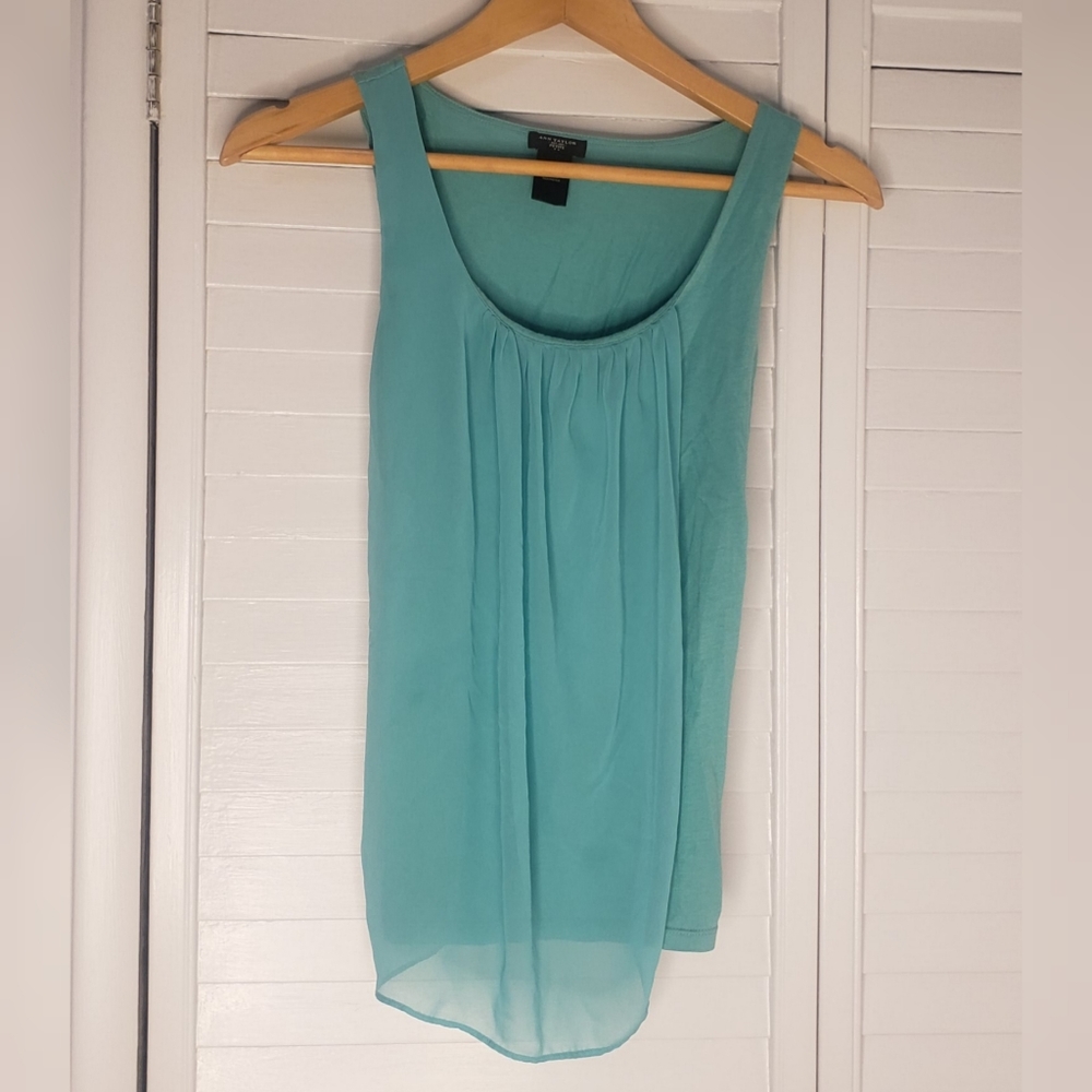 Turquoise Ann Taylor top